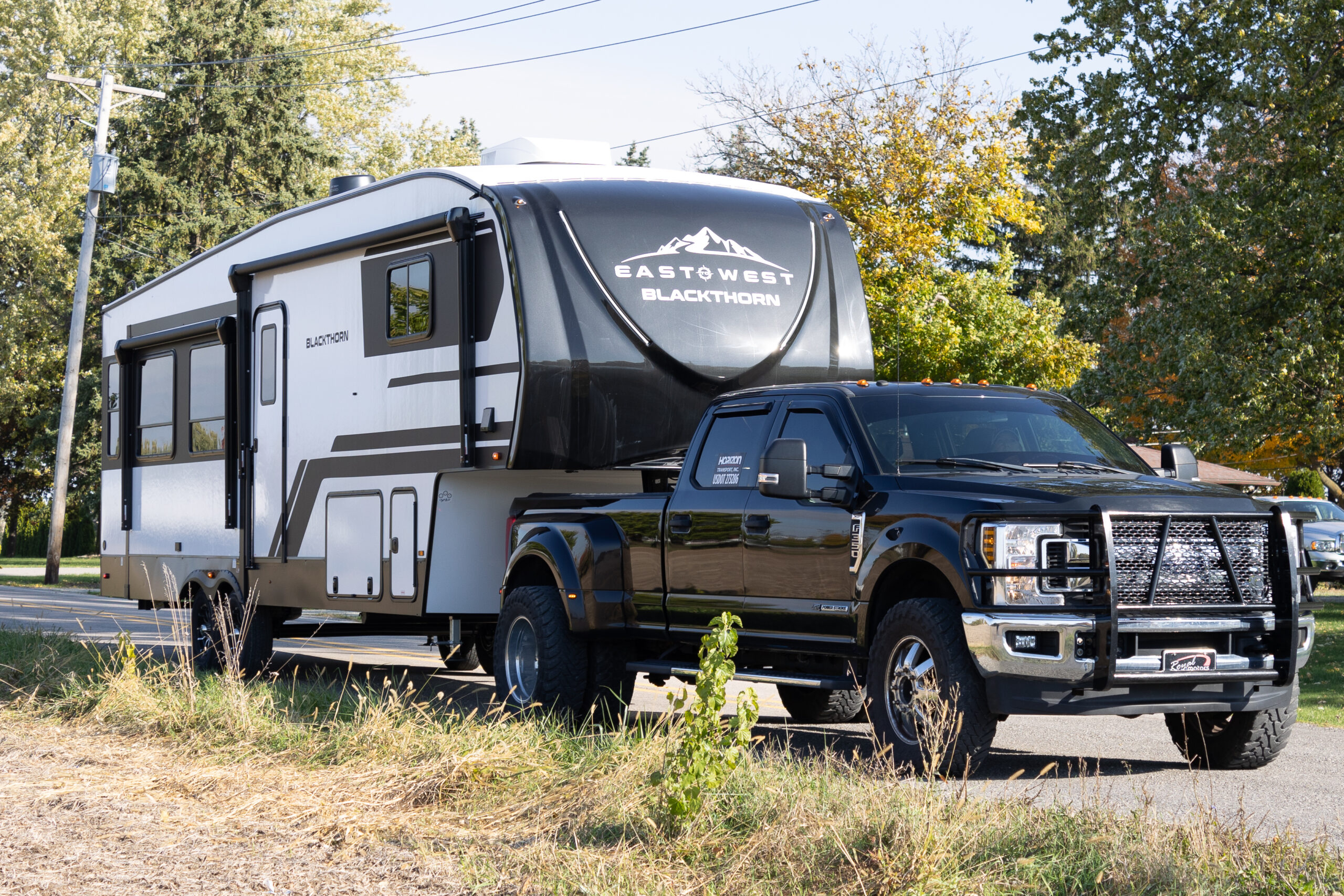 Travel Trailer Transport Jobs: Your Guide to the Open Road